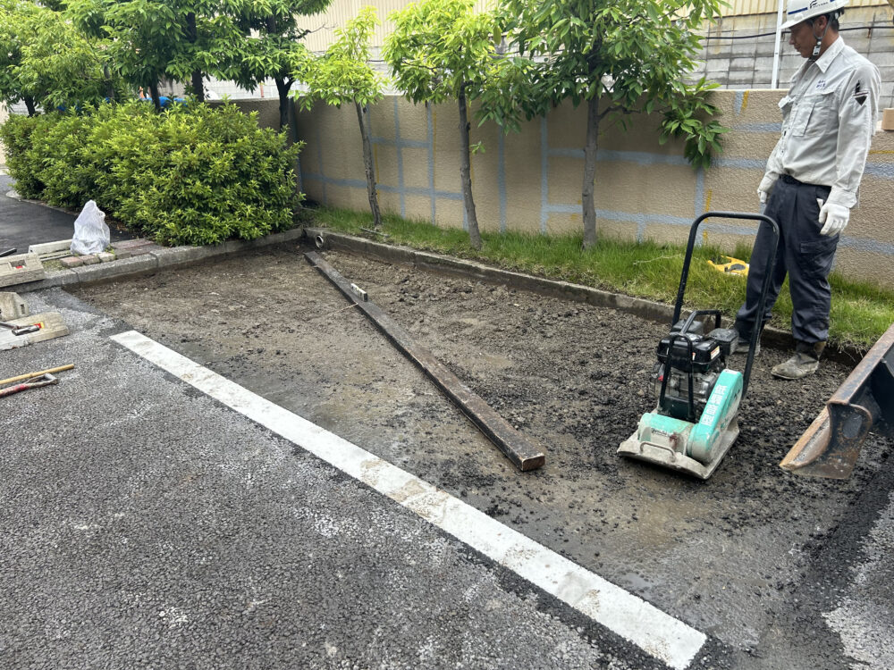 施工中